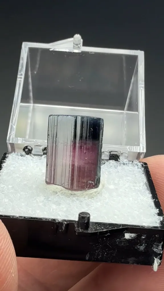 Elbaite - image 2
