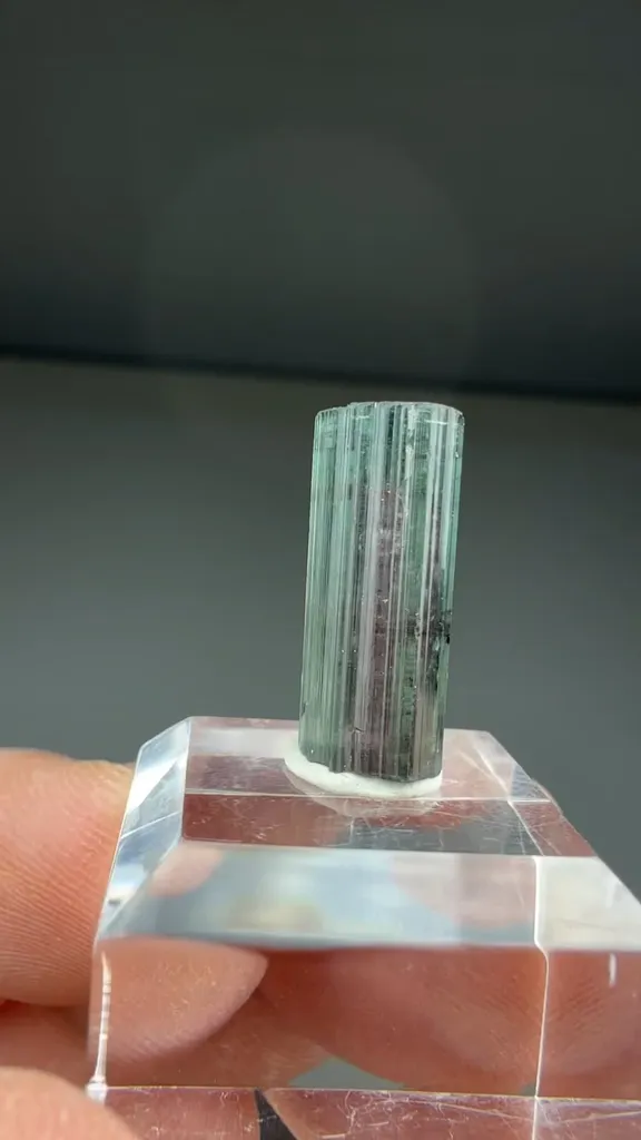 Elbaite (2.39g) - image 2
