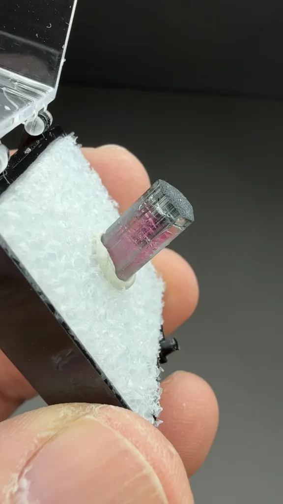 Elbaite - image 2