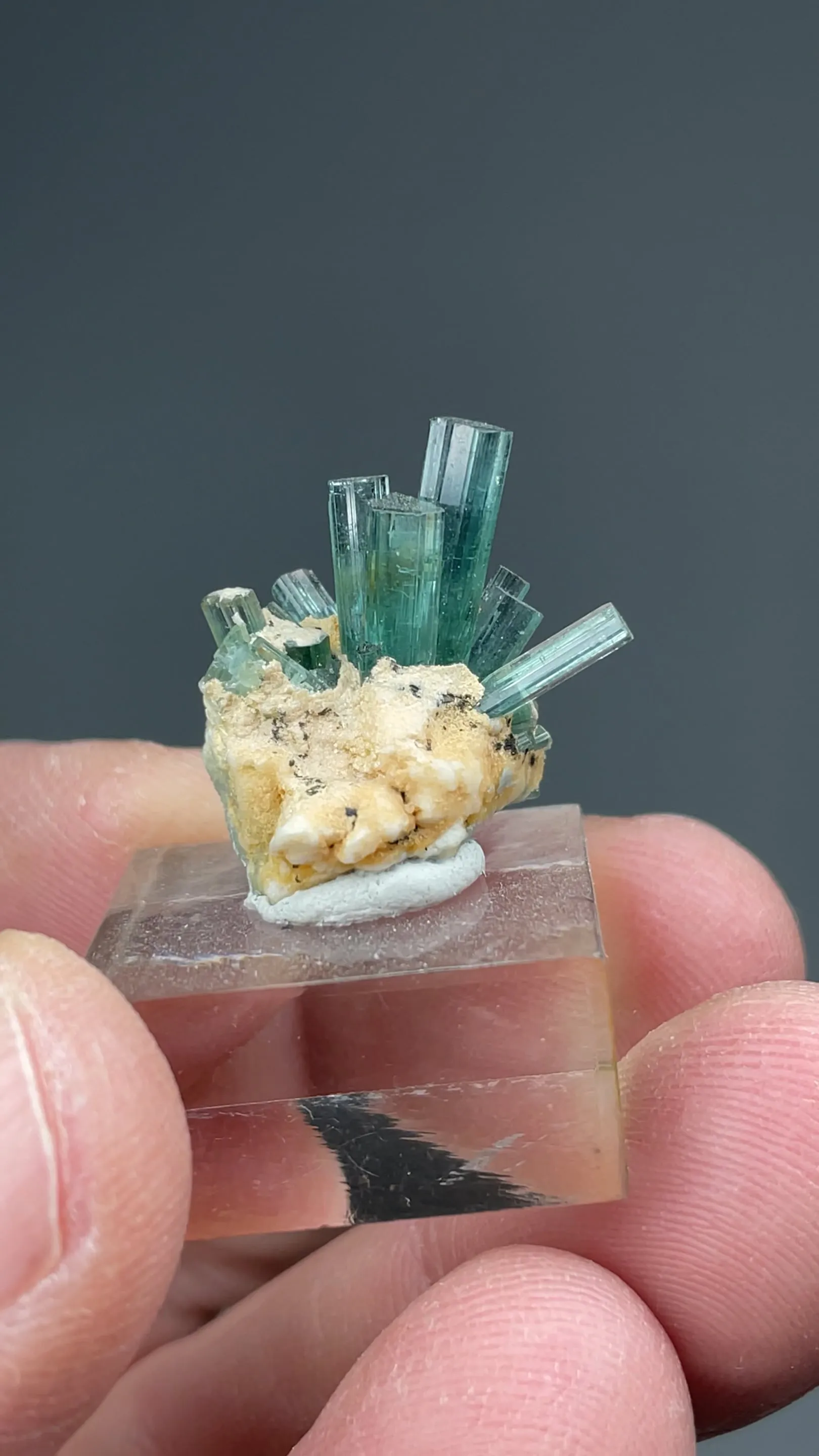 Elbaite - image 2