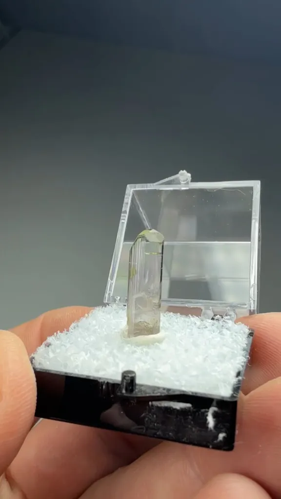 Elbaite - image 2