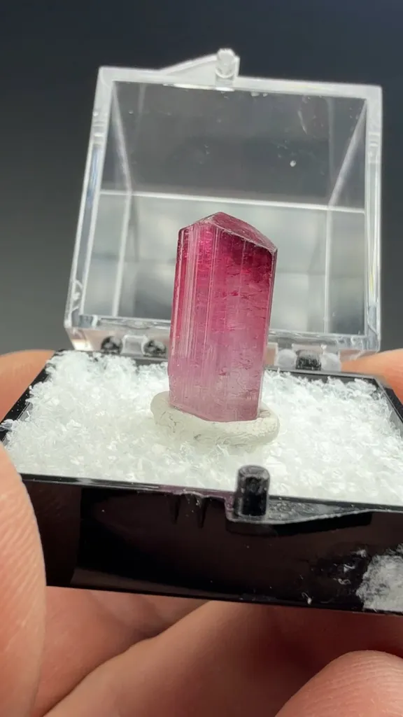 Elbaite - image 2