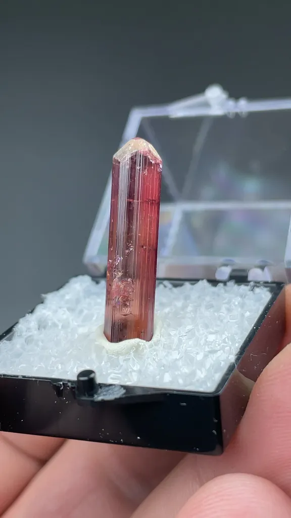 Elbaite - image 2