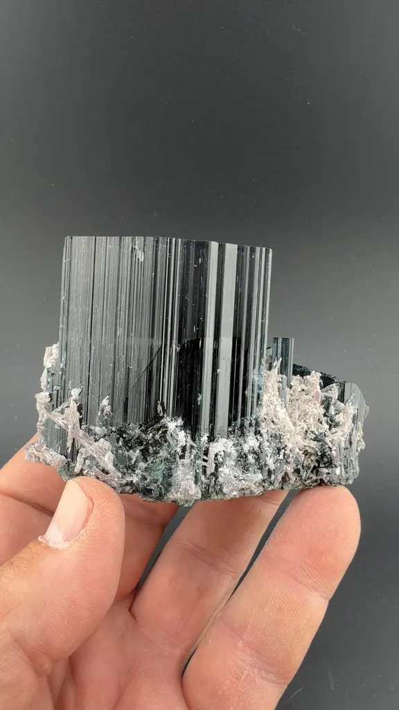 Elbaite - image 2