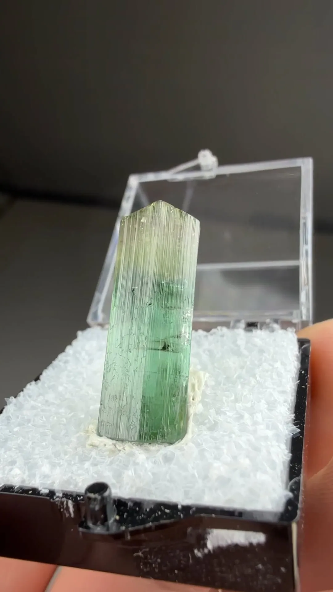 Elbaite - image 2