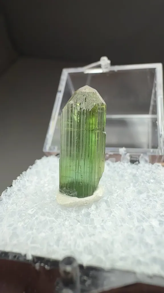 Elbaite - image 2