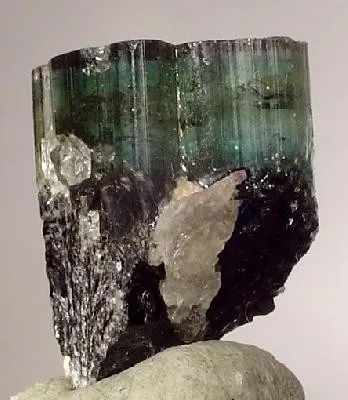 Elbaite - image 1