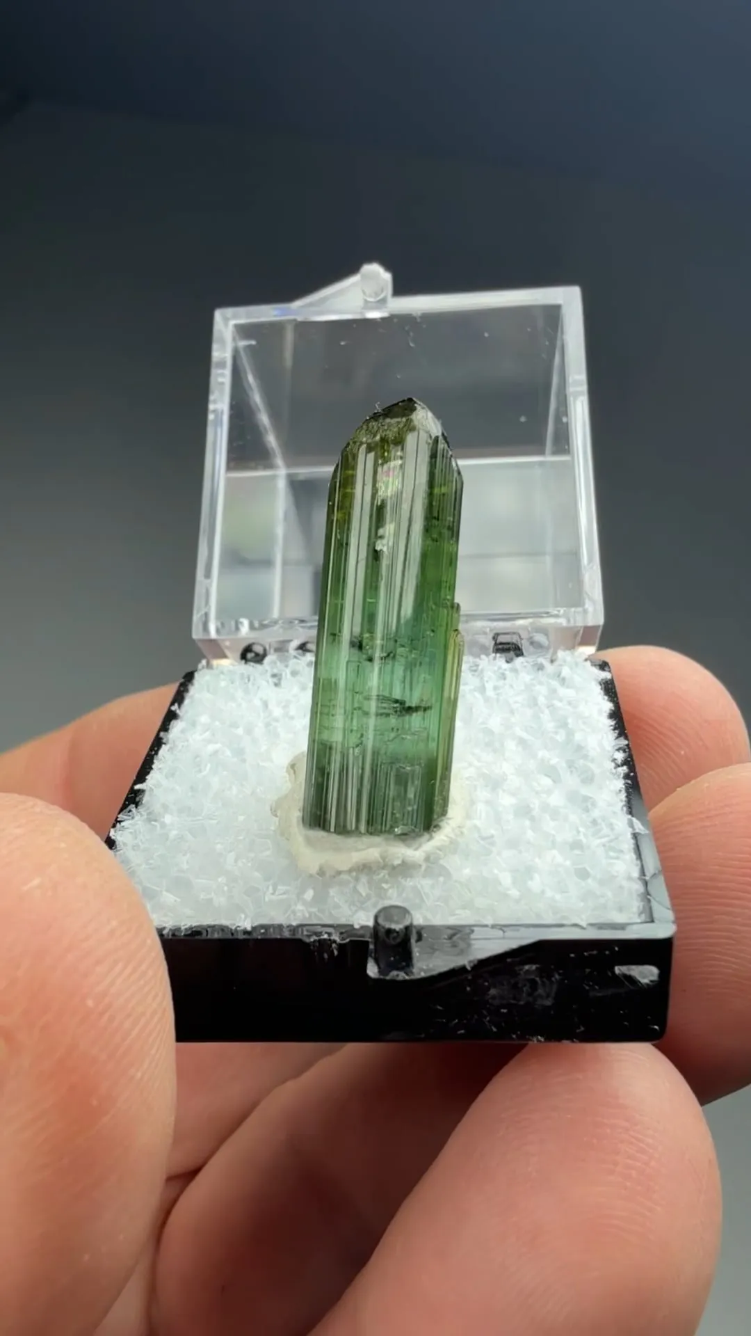 Elbaite - image 2