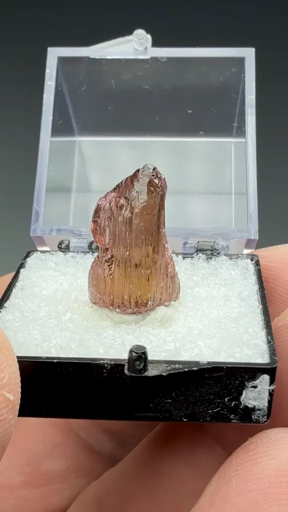 Elbaite - image 2