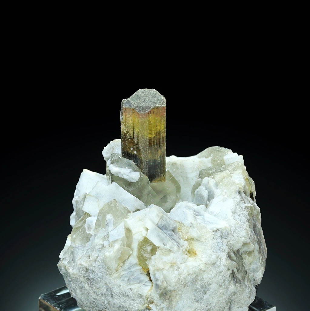 Elbaite - image 2