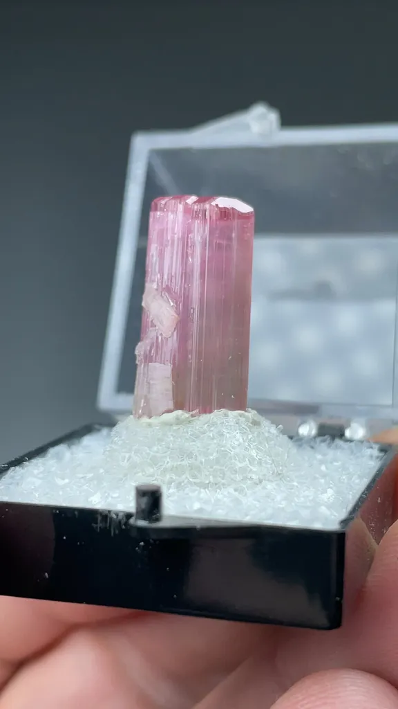 Elbaite - image 2
