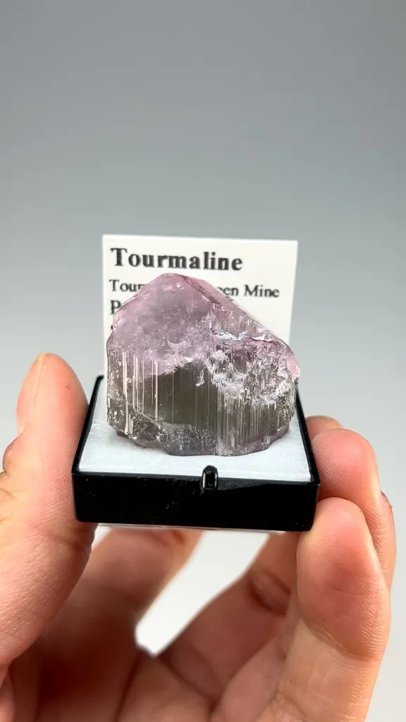 Elbaite - image 2