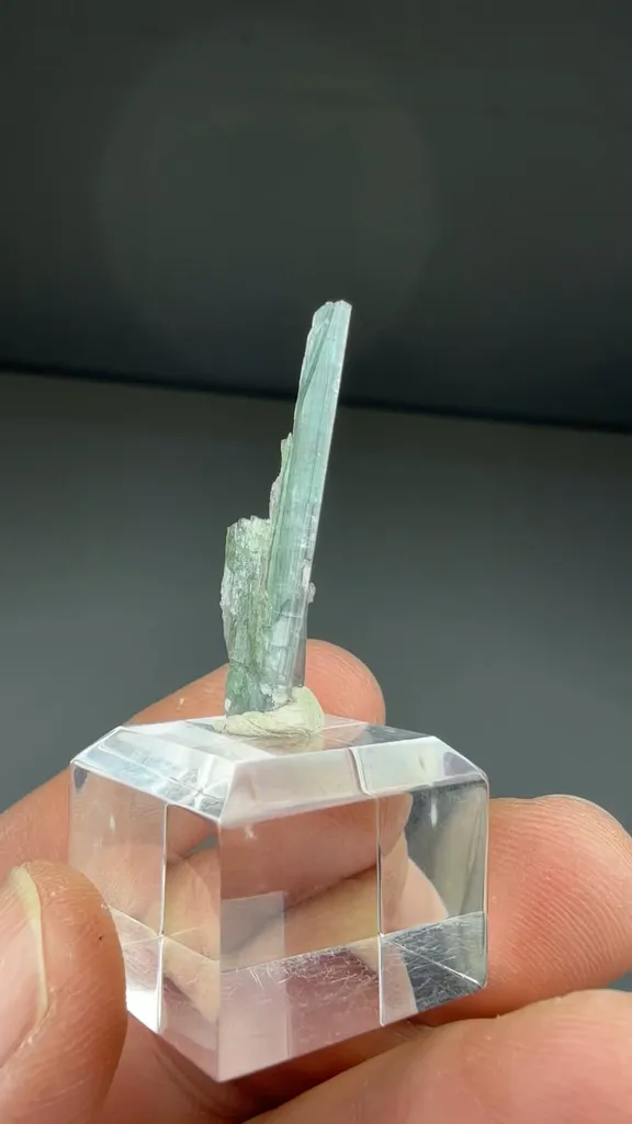 Elbaite - image 2