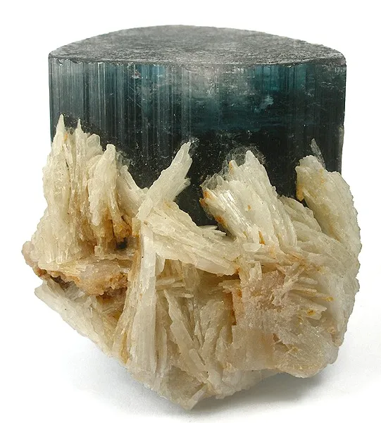Elbaite, Albite image