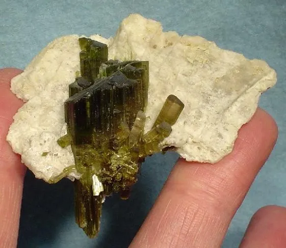 Elbaite, Albite image