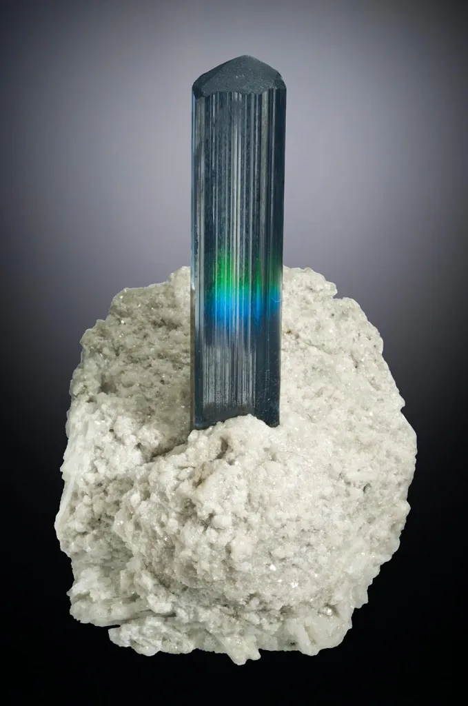 Elbaite, Albite image