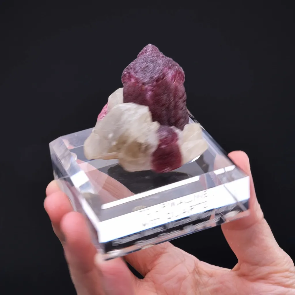 Elbaite and Quartz - image 2