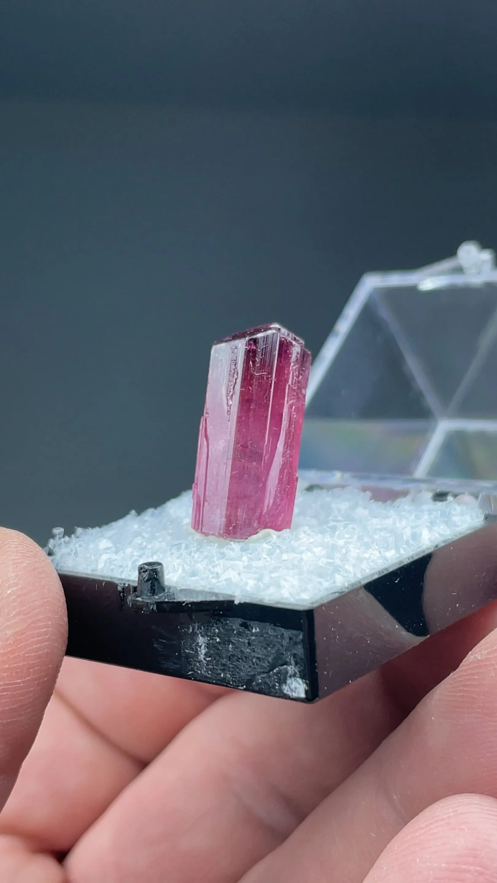 Elbaite - image 2