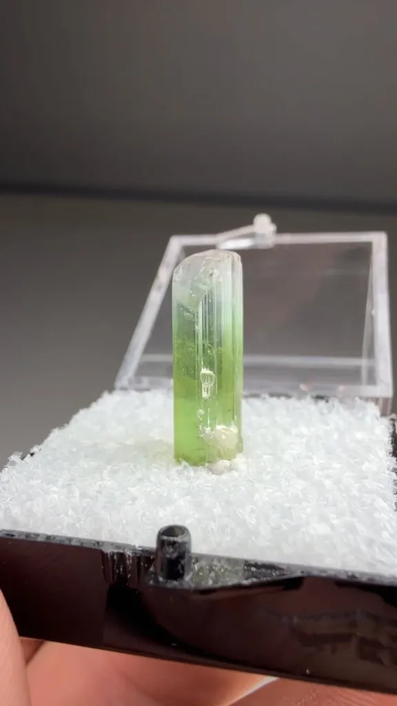 Elbaite - image 2