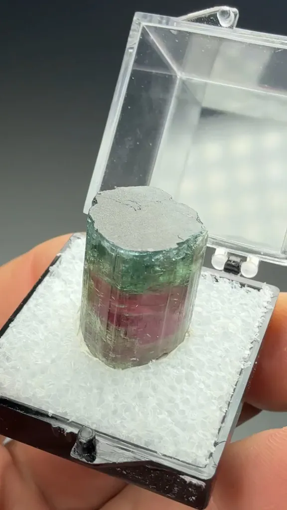Elbaite - image 2