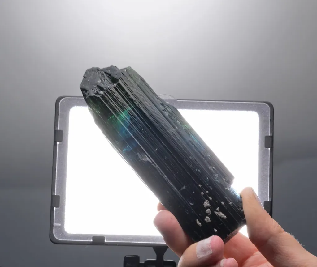 Elbaite - image 2