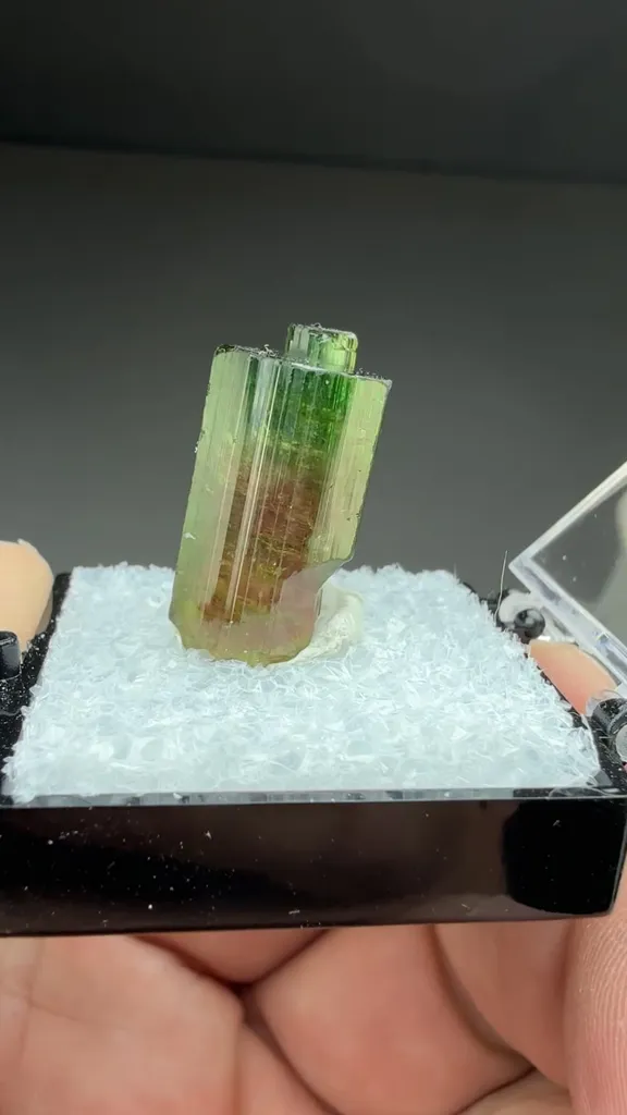 Elbaite - image 2