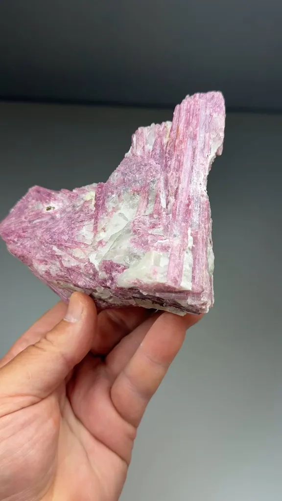 Elbaite - image 2