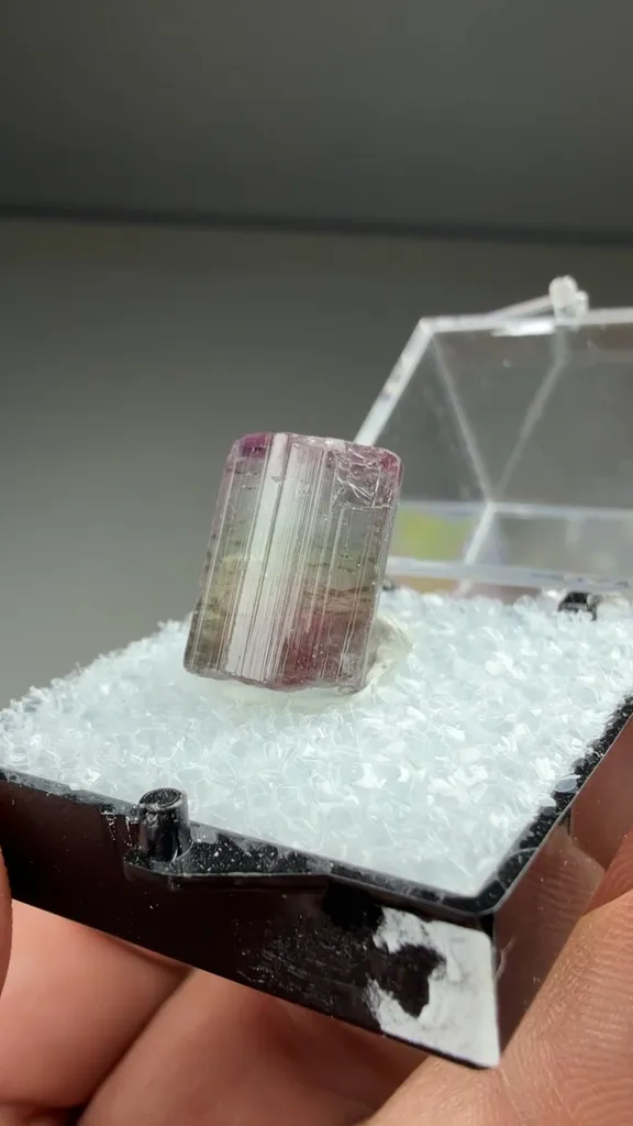 Elbaite - image 2
