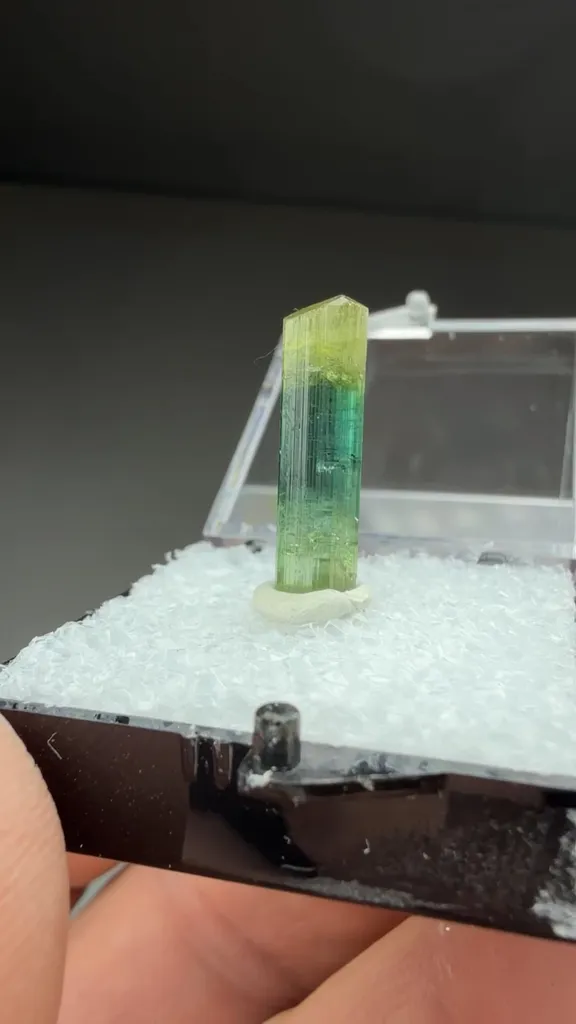 Elbaite - image 2