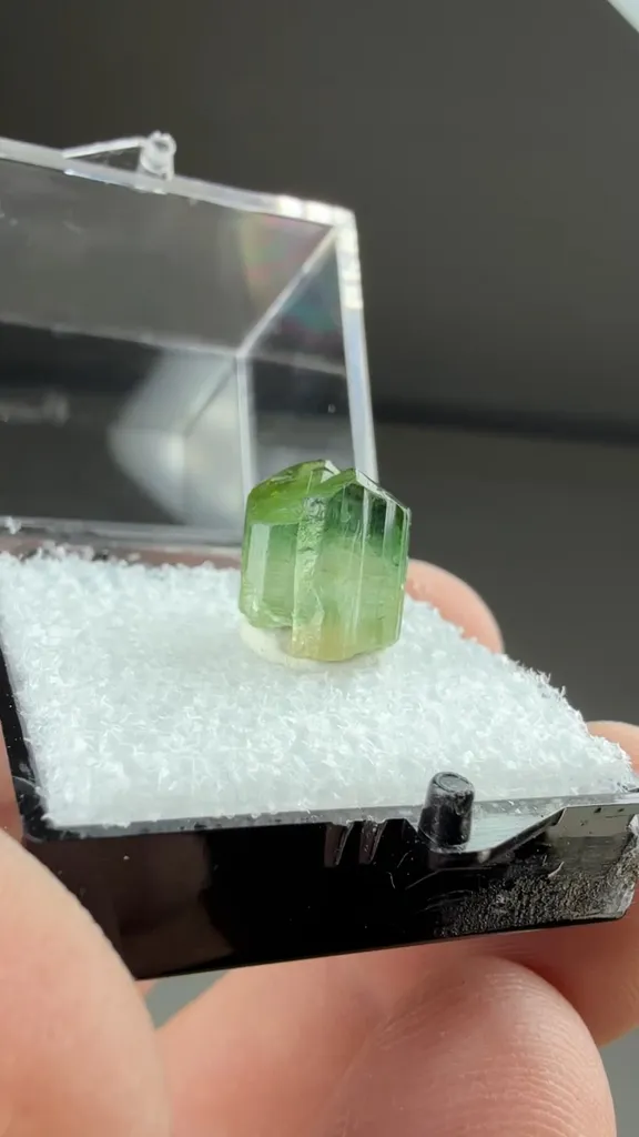 Elbaite - image 2