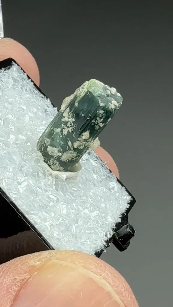 Elbaite - image 2