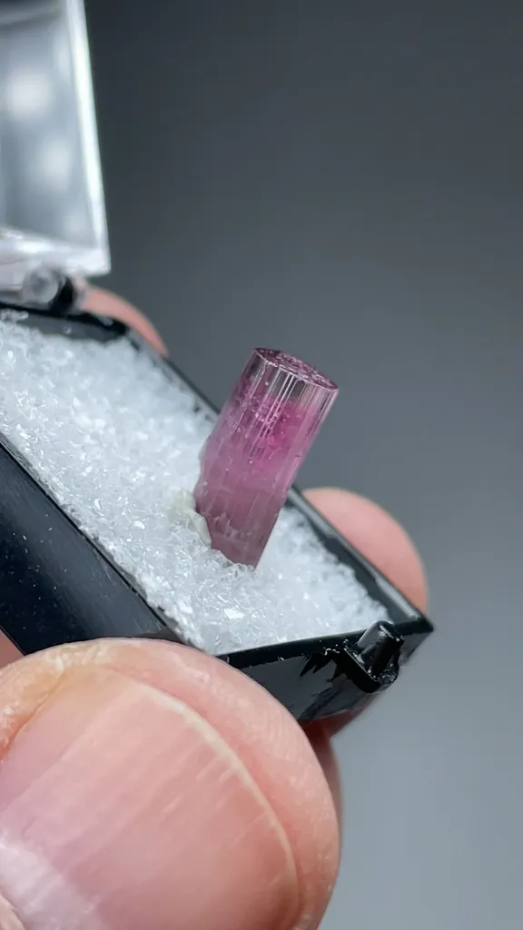 Elbaite - image 2
