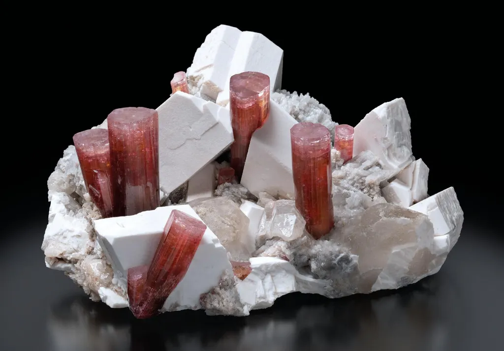 Elbaite, Feldspar image