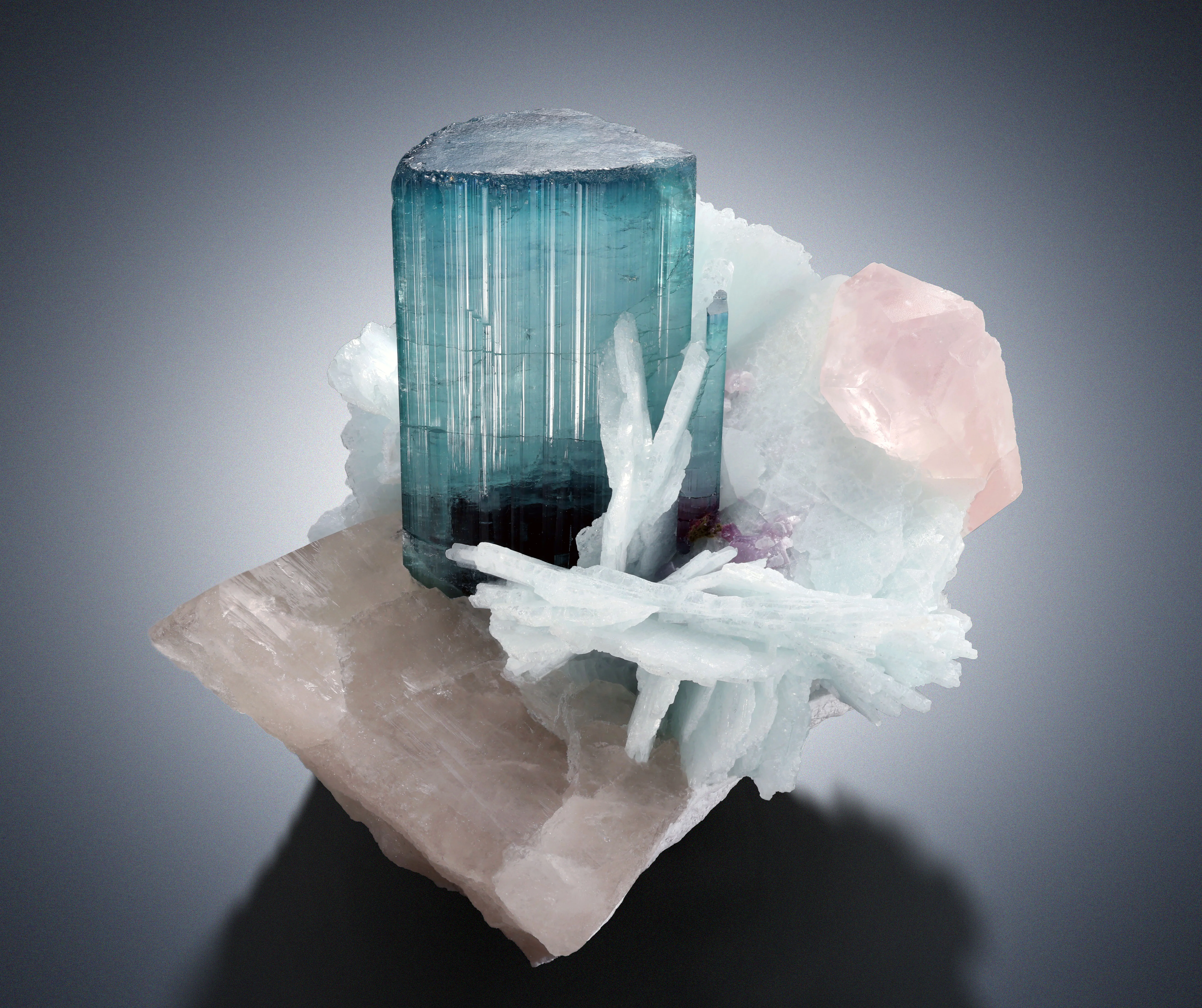 Elbaite from Afghanistan, Kunar, Dara-e-Pech District, Dara-e-Pech pegmatite field - image 1