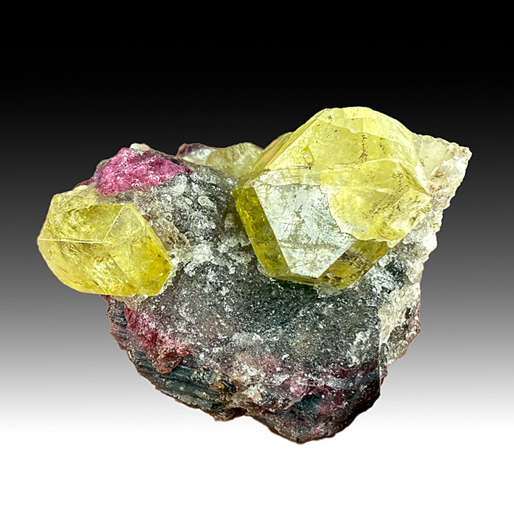 Elbaite from Antsahanana quarry image
