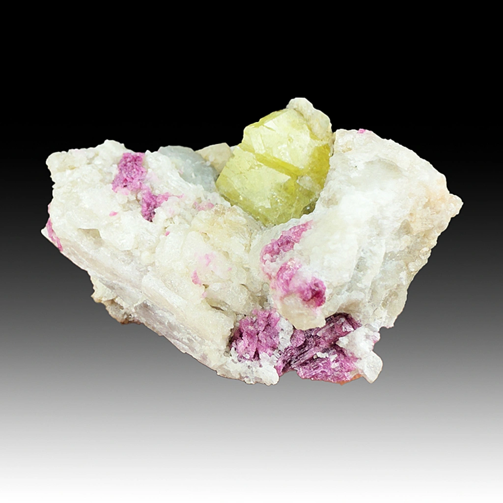 Elbaite from Antsahanana quarry image