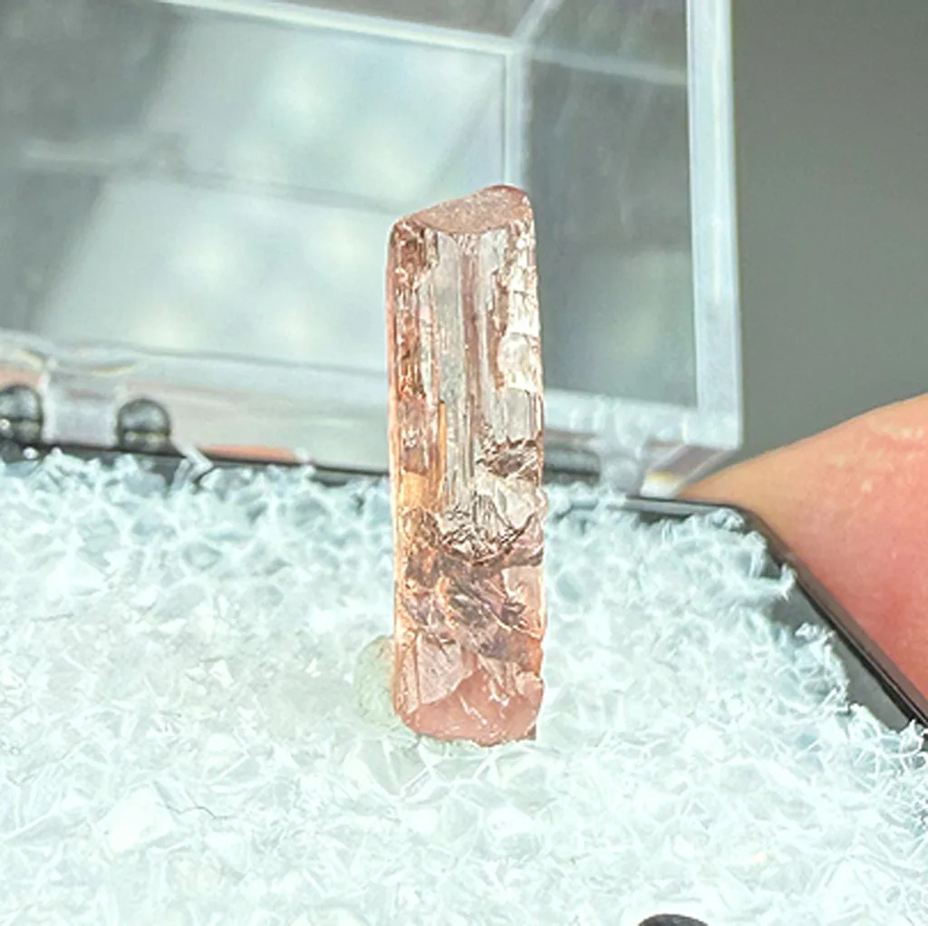 Elbaite from Itinga, Minas Gerais, Brazil - image 1