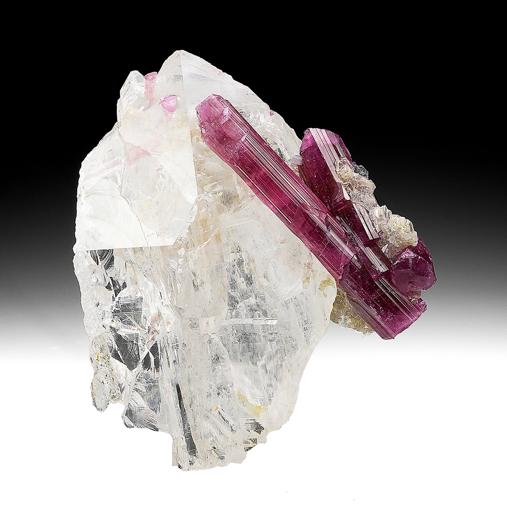 Elbaite from Jonas Mine, Conselheiro Pena, Minas Gerais, Brazil image