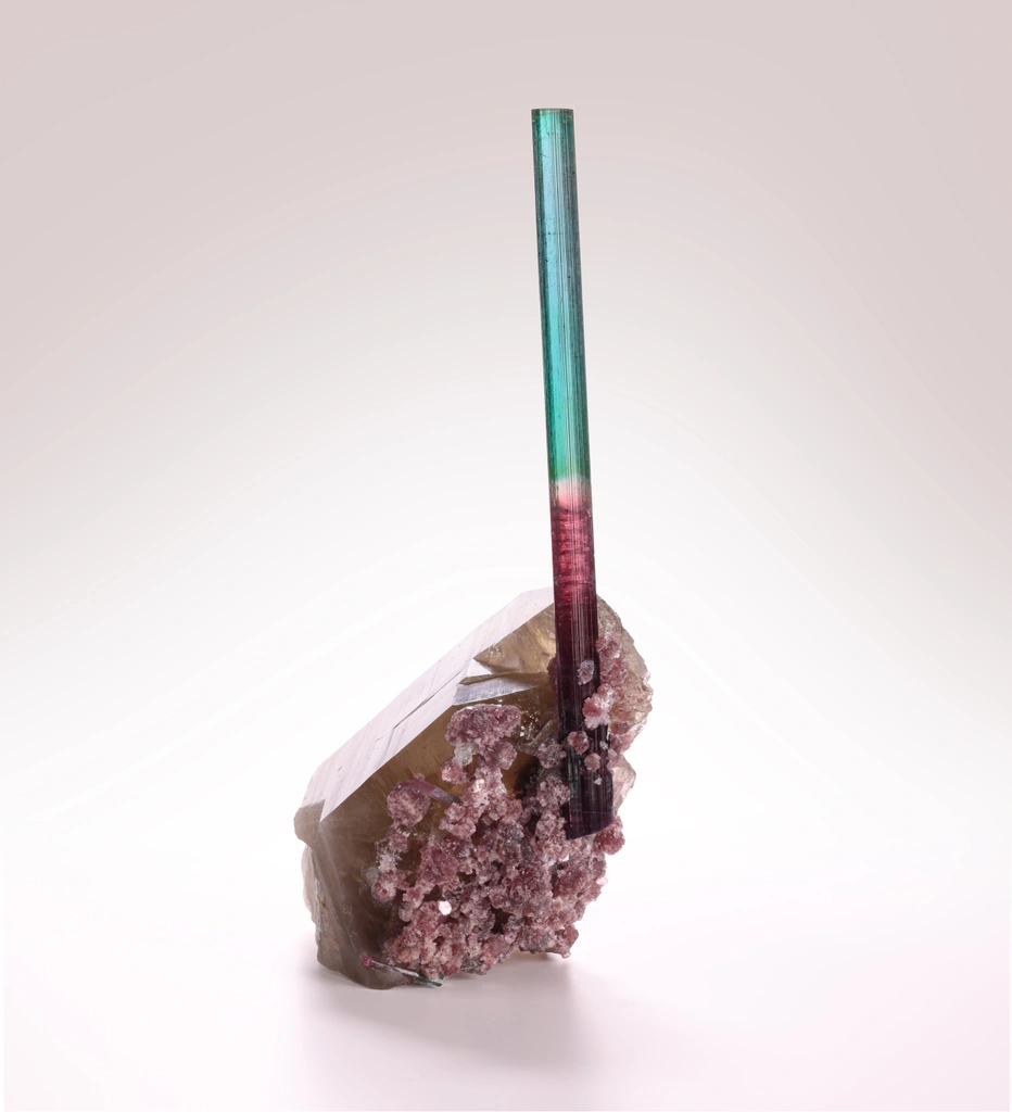 Elbaite from Pederneira mine, São José da Safira, Minas Gerais, Brazil image