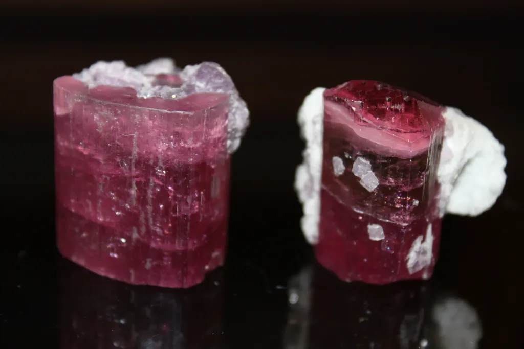 Elbaite from USA, California, San Diego County, Himalaya Mine image
