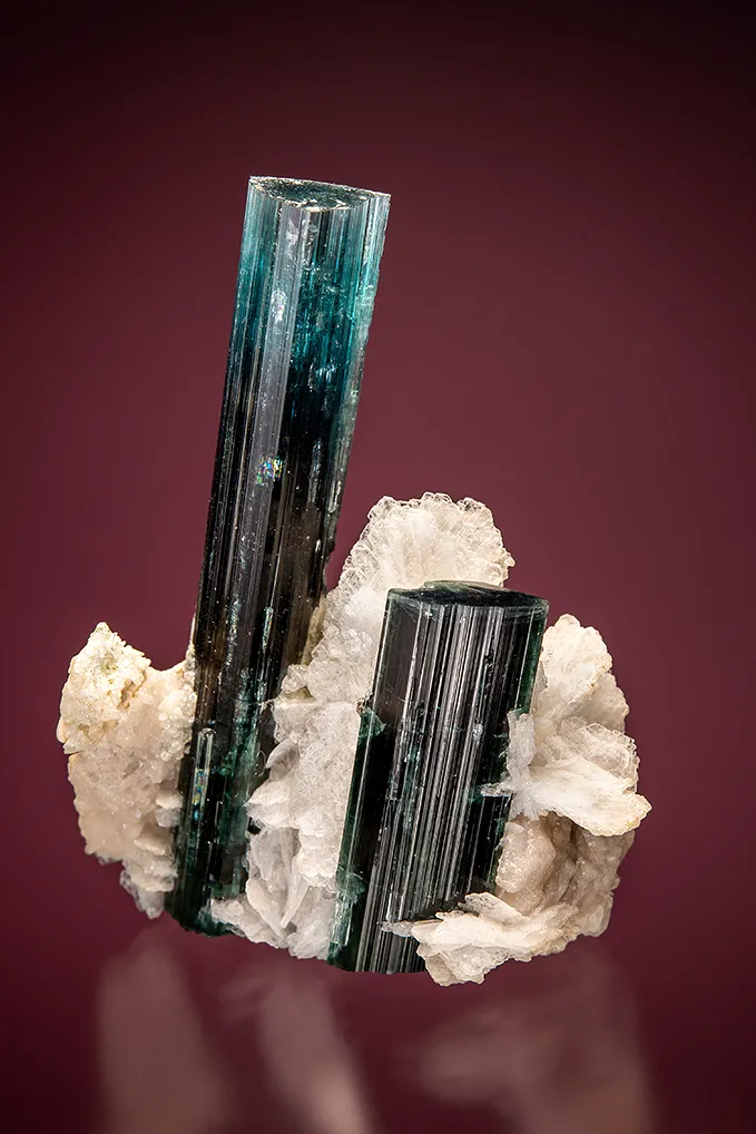 Elbaite on Albite var. Cleavelandite image