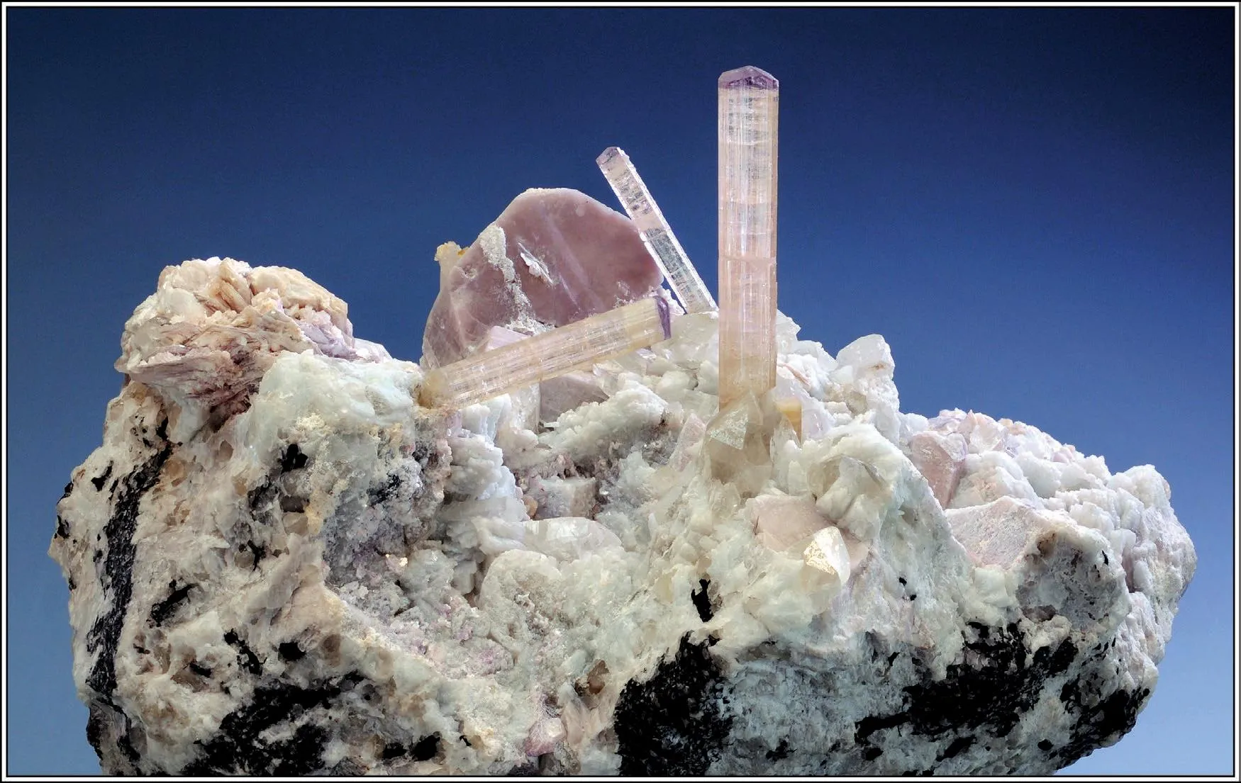 Elbaite, Orthoclase, Quartz, Albite - image 1