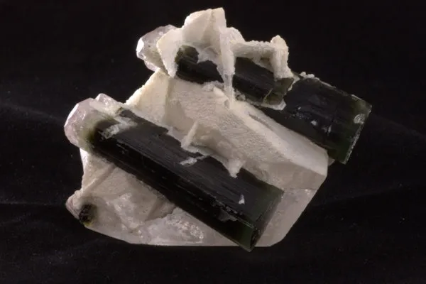 Elbaite, Quartz - image 1
