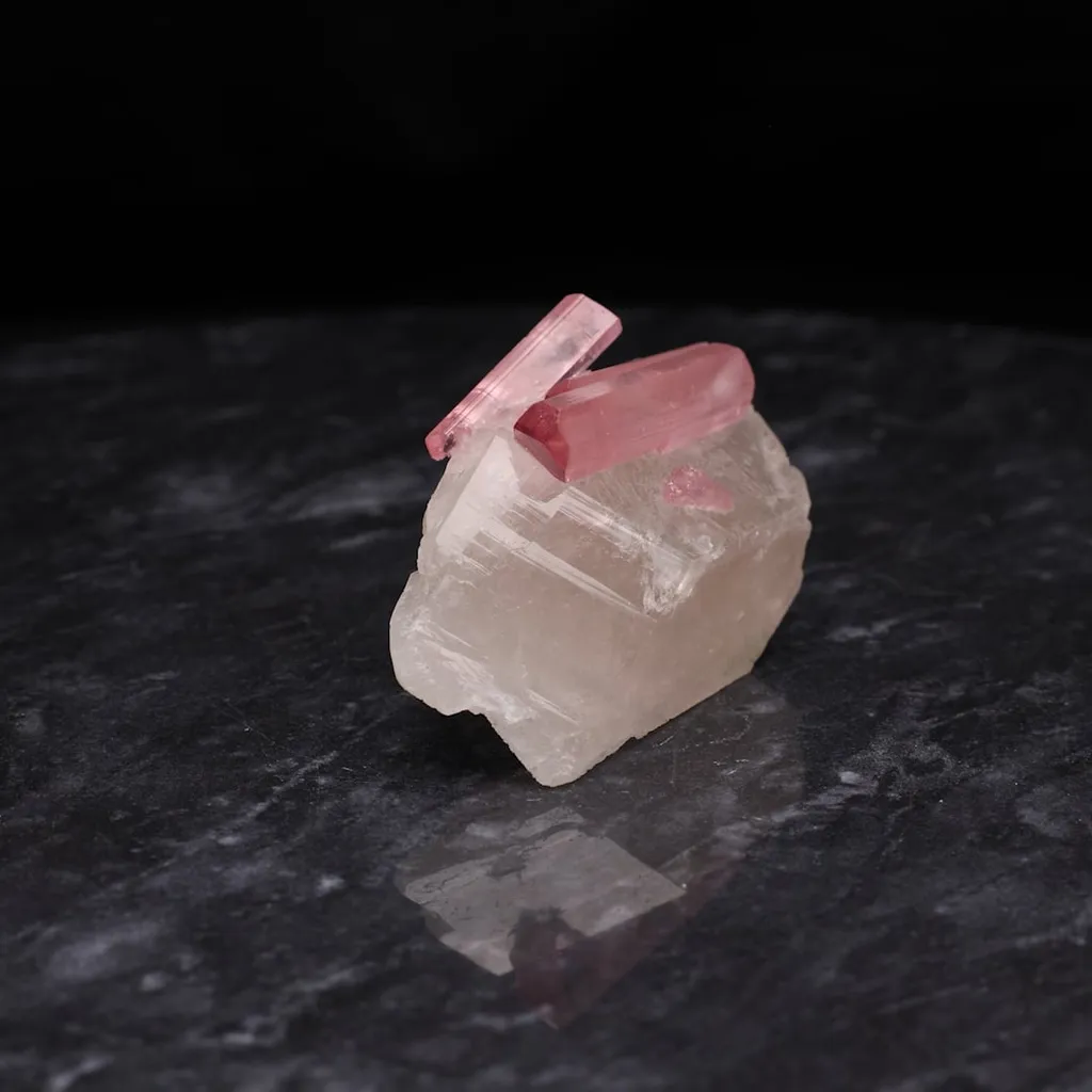 Elbaite, Quartz - image 2