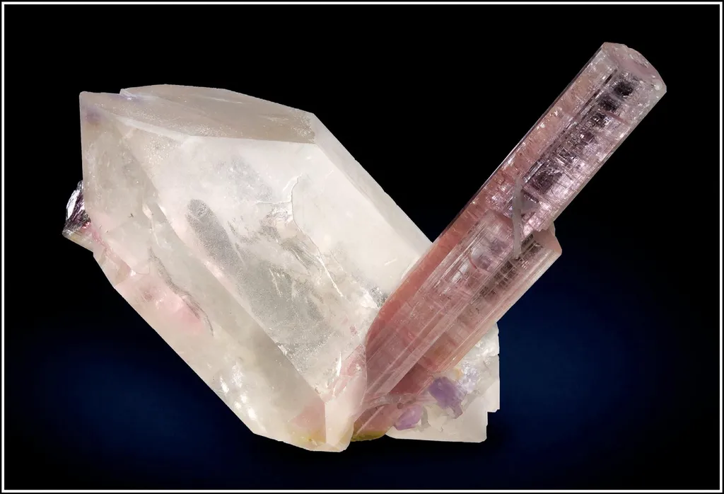 Elbaite, Quartz image