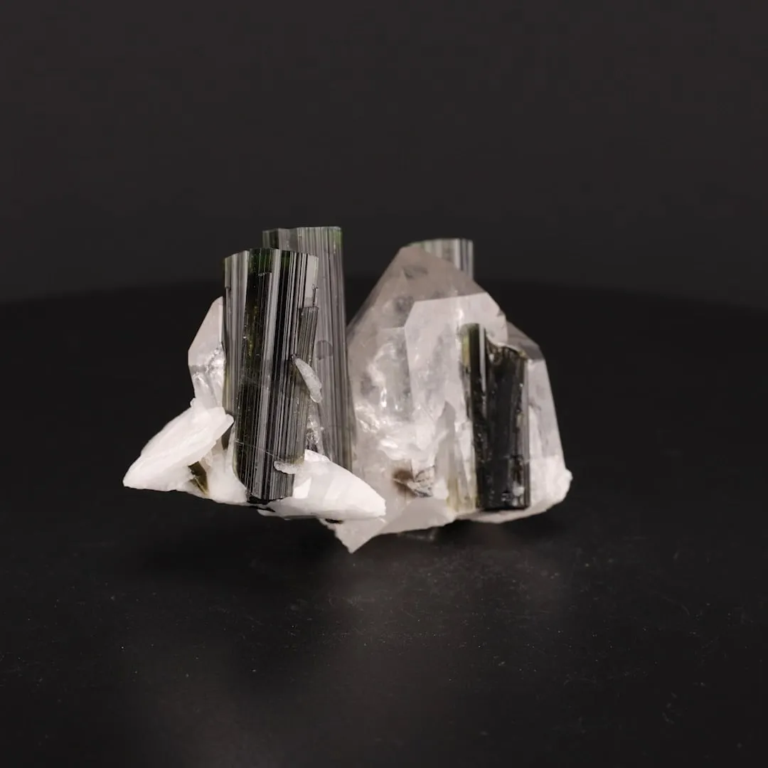 Elbaite, Quartz, Albite - image 2