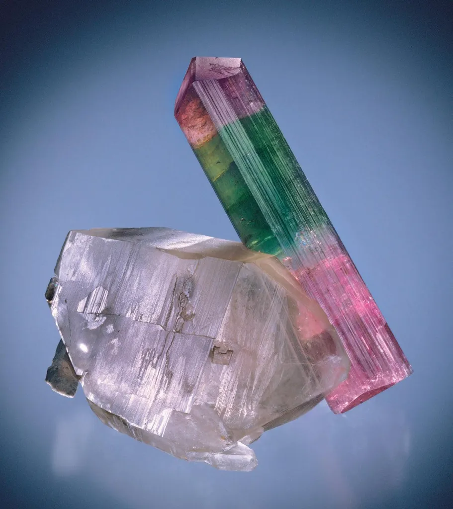 Elbaite, Quartz image