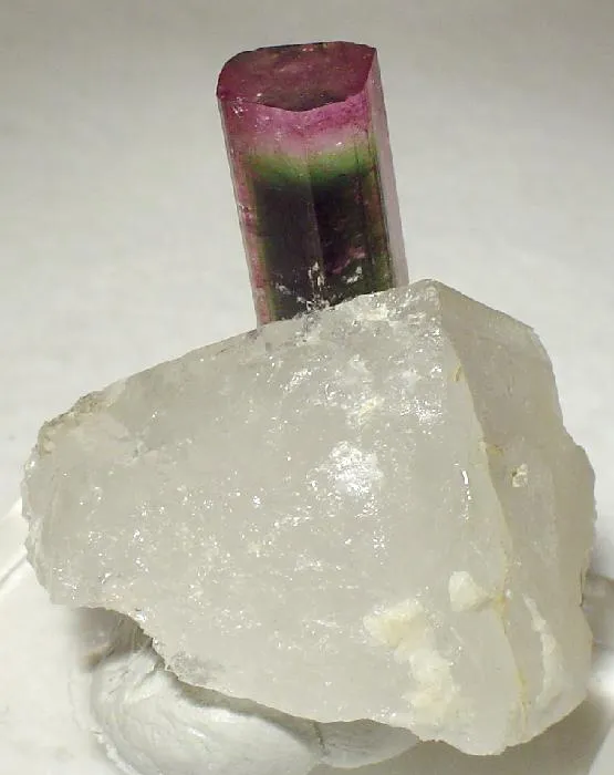Elbaite, Quartz image