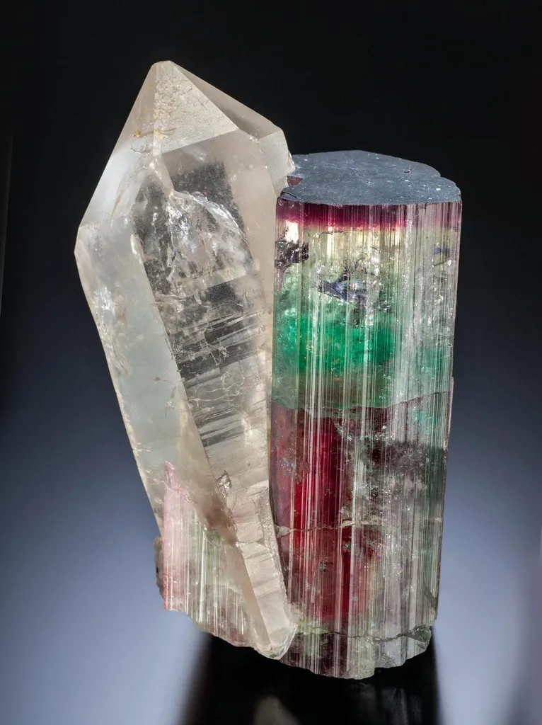 Elbaite, Quartz image