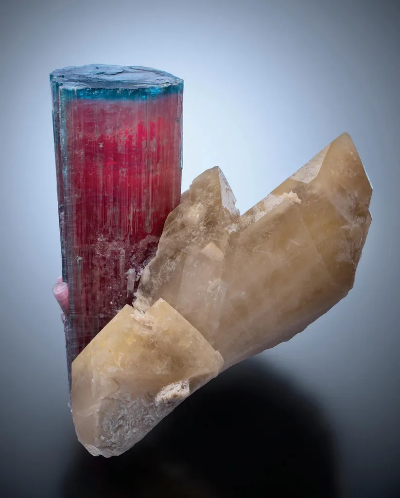 Elbaite, Quartz image